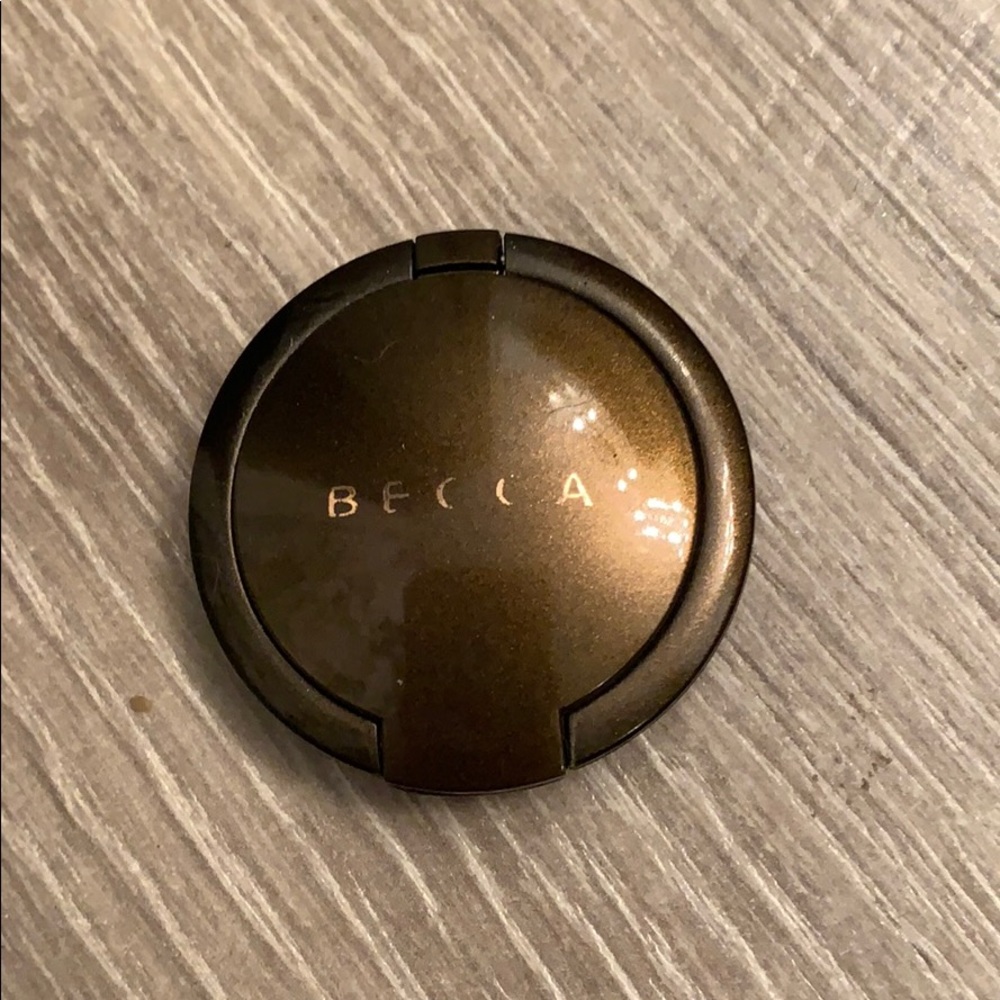 Becca Bronzer